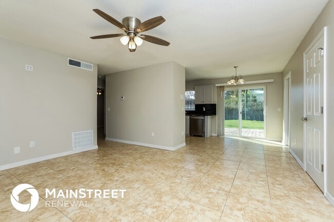 Photo - 7560 Quail Pond St