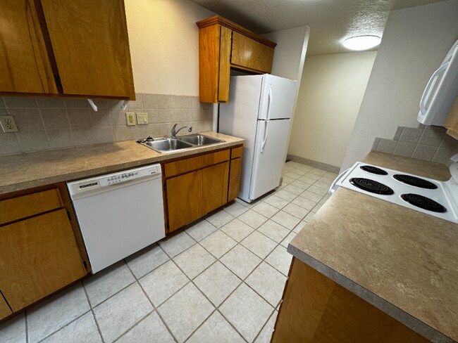 Photo - 850-860 Shaff Rd SE Unidad 860