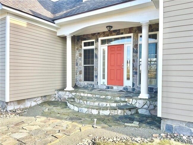 Photo - 1018 W State Rd