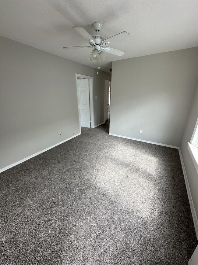 Photo - 3102 Brackenridge St