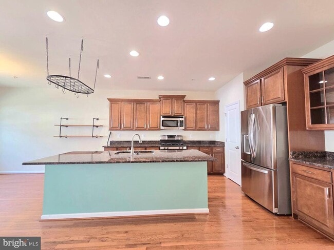 Photo - 1113 Red Hawk Way