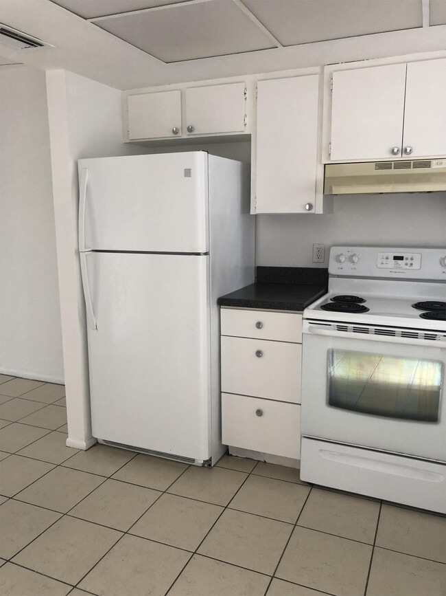 Photo - 2340 Maple Ave Unit 401