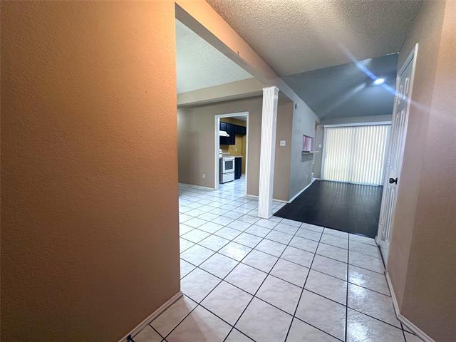 Photo - 2318 Crystal Creek Ln