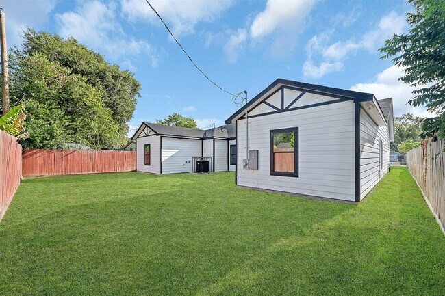 Photo - 12009 Meadowgreen St