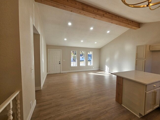 Photo - 2640 N Gentry Ave