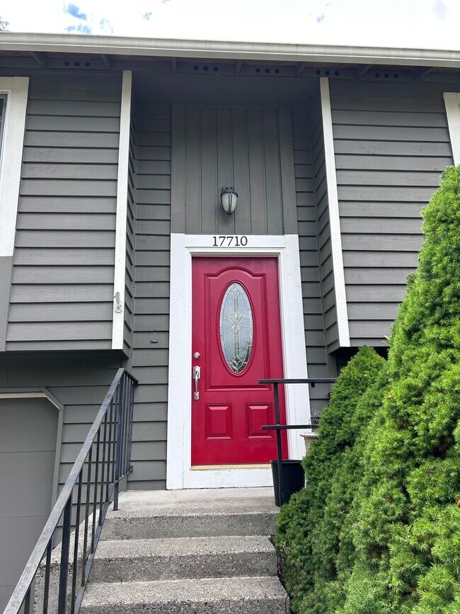 17710 153rd Ave SE