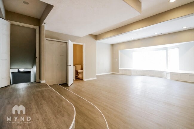 Photo - 5888 Cilma Dr