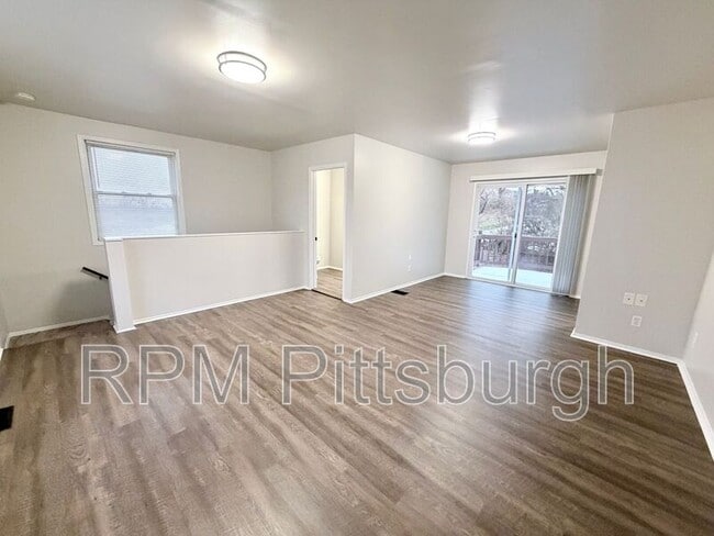 Photo - 2307 Monroeville Rd