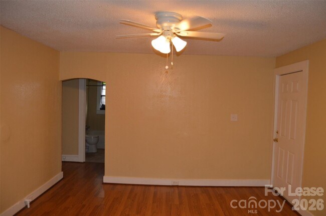 Photo - 819 Charlotte Ave