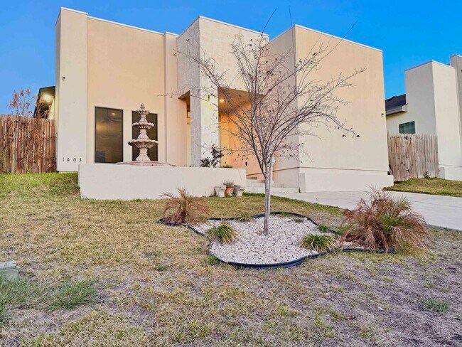 Photo - 1603 Cozumel Dr
