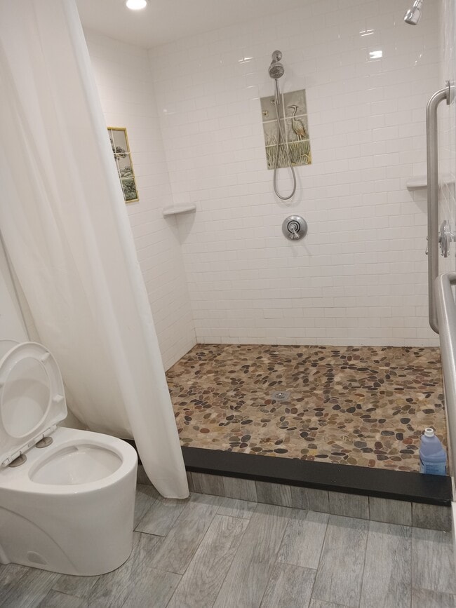 Photo - 2 Appian Way Unit 1