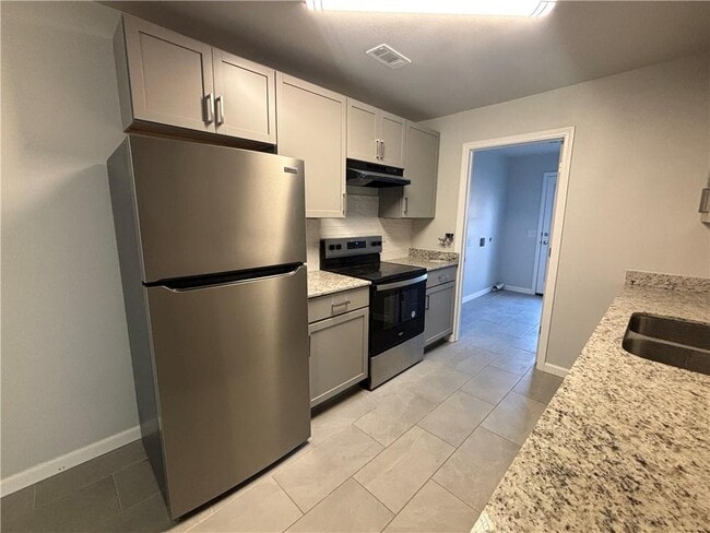 Photo - 2101 W Roselawn St