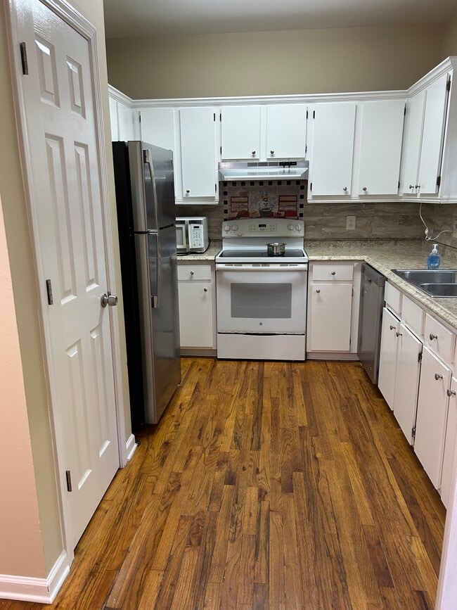 Photo - 1651 Massachusetts Ave SW