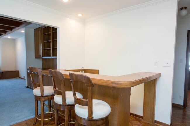 Wet Bar - 5057 Shirley Ave