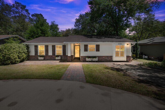 Photo - 419 Morningbird Ct