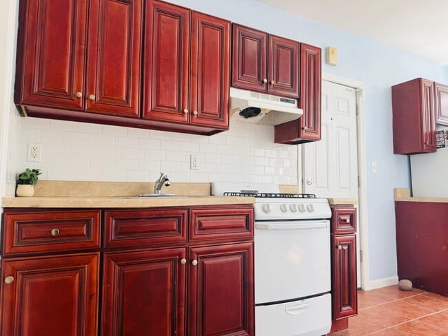 Photo - 64 Franklin St Unit 1