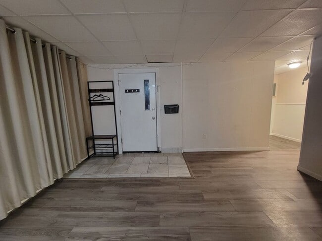 Photo - 901 Lathrop St Unit 6