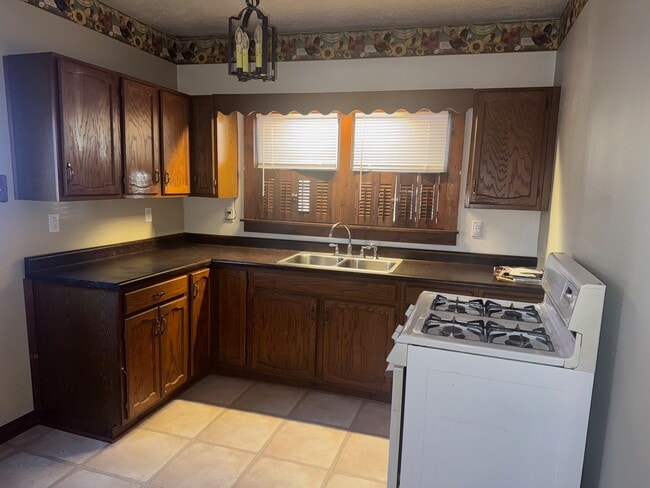 Photo - 1951 Route 481