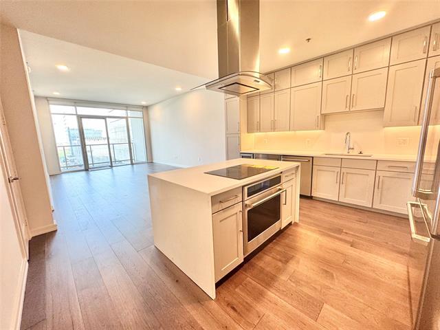 Building Photo - 6911 Cowboys Way Unit 814 Rental