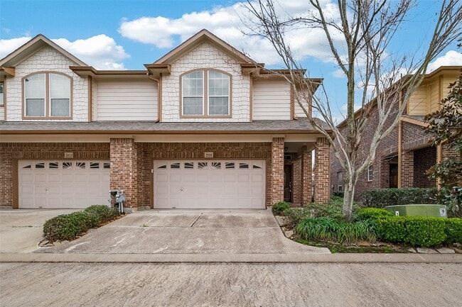 Photo - 8908 Clovermist Dr