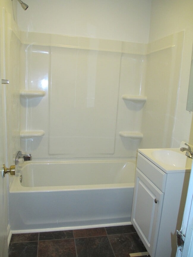 Photo - 432 Marshall St