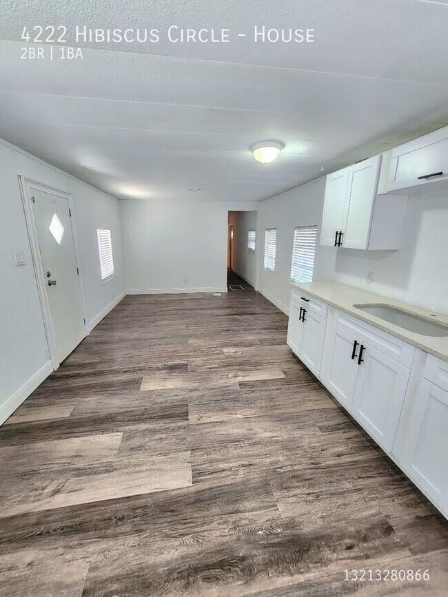 4222 Hibiscus Cir Unit House