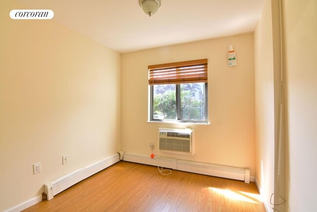 Building Photo - 336 Howe Ave Rental
