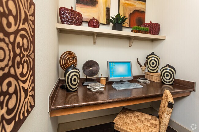 2BR, 2BA - 1150SF "Prescott" Dedicated Office Nook with Built-In Desk