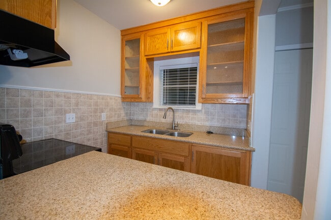 Photo - 421 W Fisher St