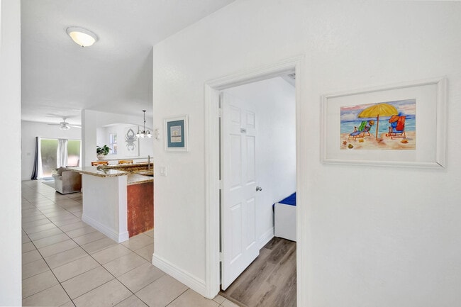 Photo - 1816 SW 21st St