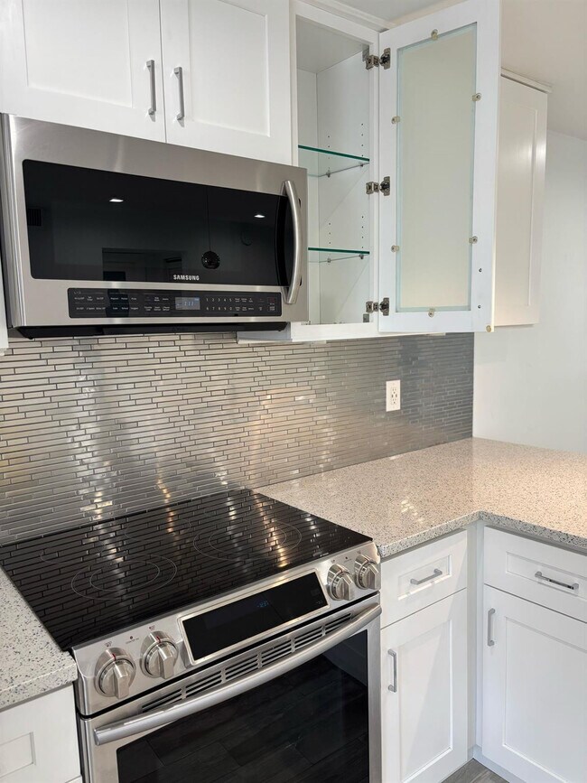 Photo - 1629 Riverview Rd Unit 120