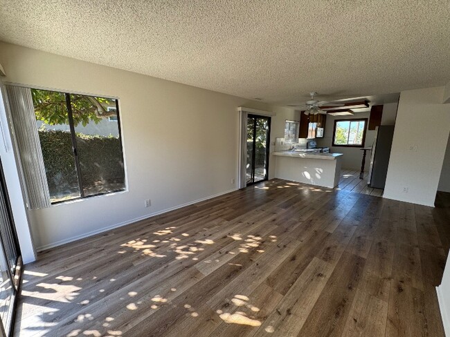 Photo - 1904 Harriman Ln