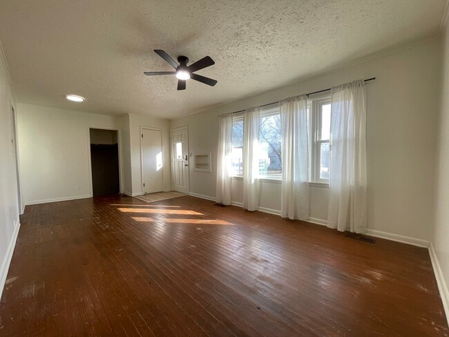 Photo - 404 N Atlanta St