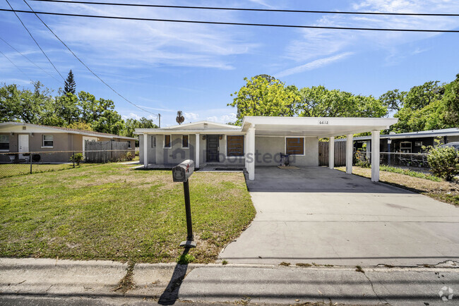 Building Photo - 6612 W Chelsea St Rental