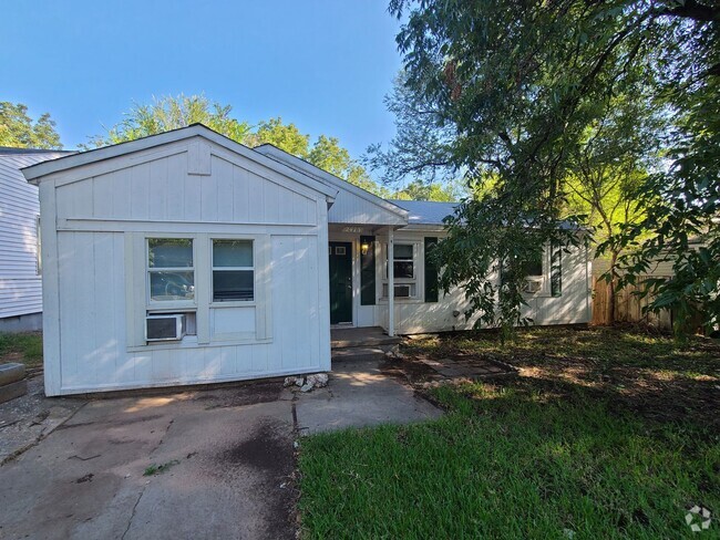 Building Photo - Lease To Purchase! NW OKC Rental
