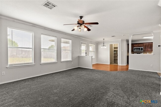 Photo - 2002 Isabelle Dr