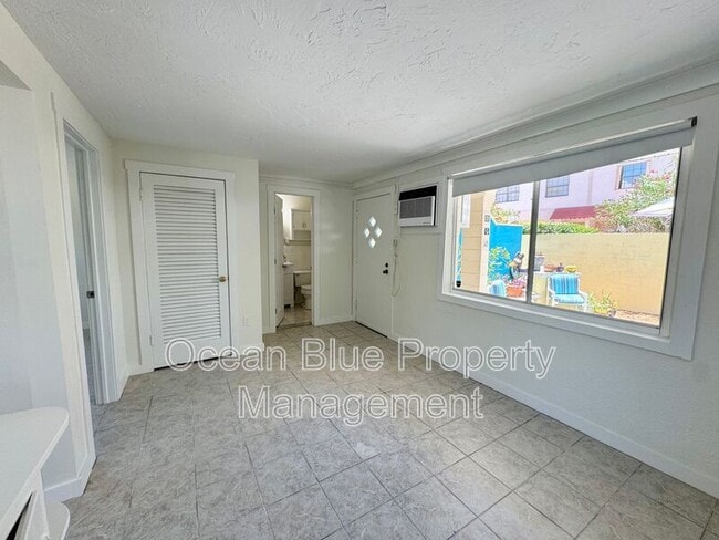 Photo - 664 76th Ave Unidad Apt 1