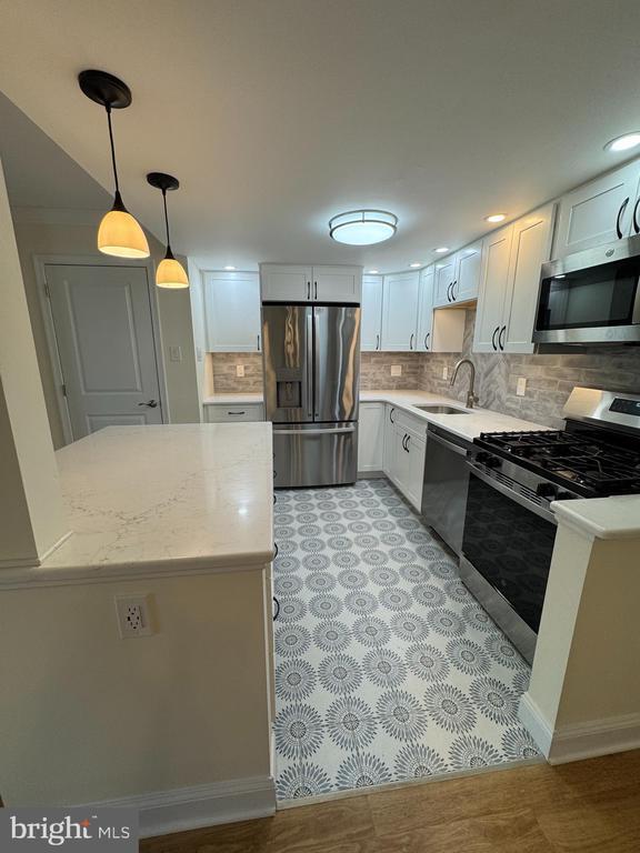 Photo - 200 Old Forge Crossing Unidad 200