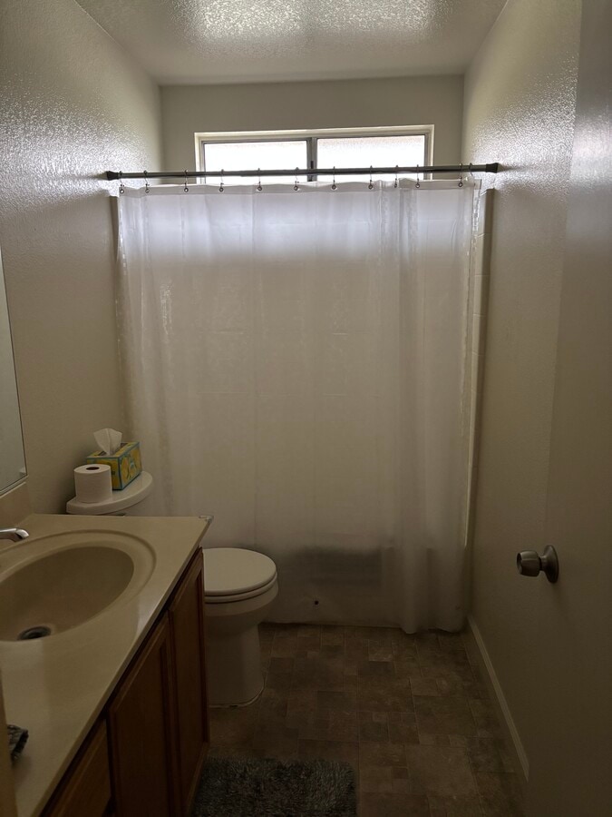 Photo - 900 W Canal Dr