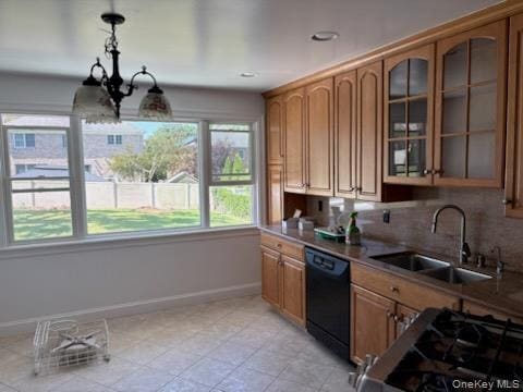 Photo - 156 Valentine St