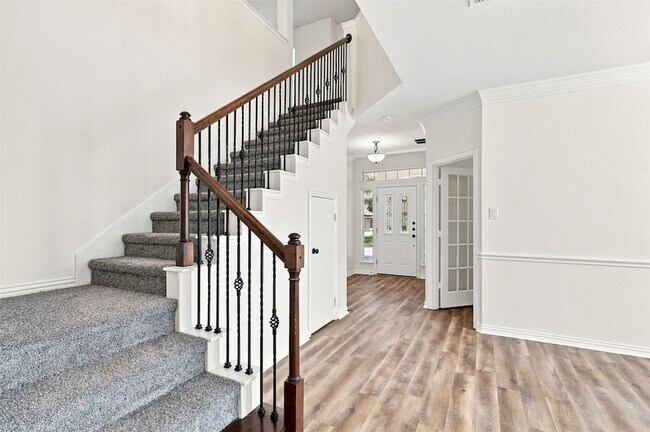 3403 Oakleigh Ln