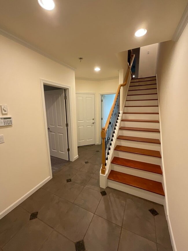 Photo - 2110 Warren Ave N