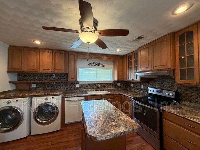 Photo - 28 Gillis Rd