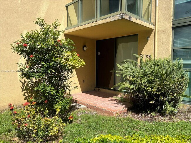 Photo - 11780 SW 18th St Unit 103-2