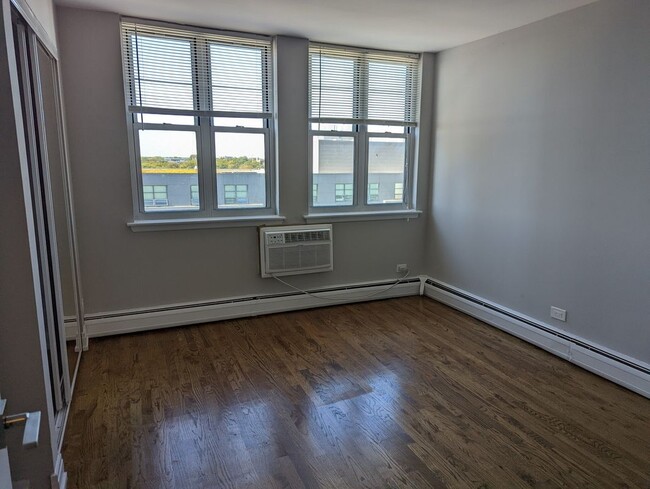 Photo - 6401 N Sheridan Rd Unit 1-0508