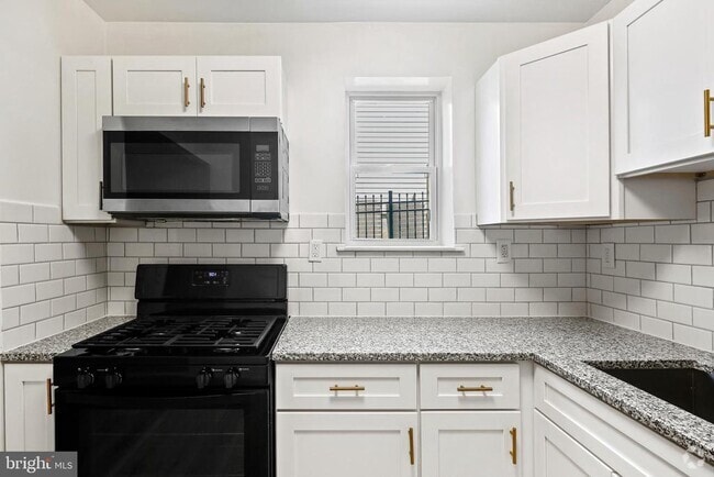 Building Photo - 5636 Purdue Ave Rental