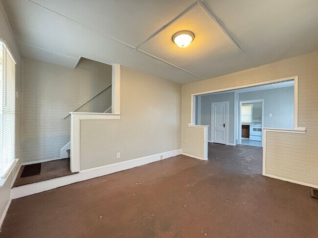 Photo - 517-517 Mertland Ave Unit 515 Mertland