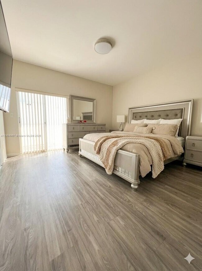 Photo - 8116 NW 199th Terrace