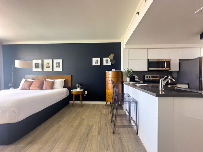 Photo - 2889 McFarlane Rd Unit ID1240612P