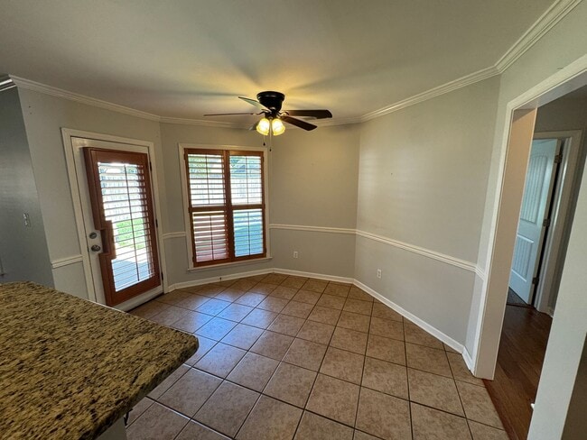 Photo - 205 Hackberry Cove